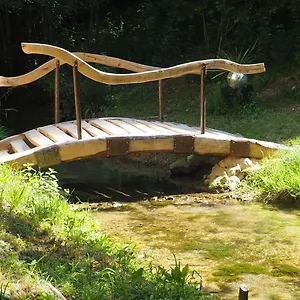 Bed & Breakfast Moulin Bas, Pres De La Riviere