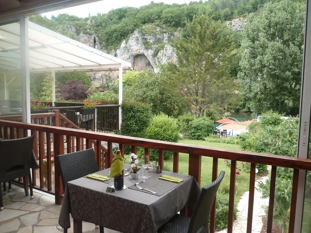 Hôtel Restaurant Les Falaises Bouziès
